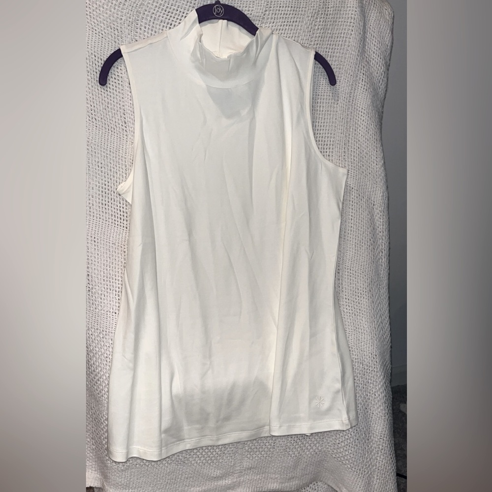 Isaac Mizrahi Live essentials top